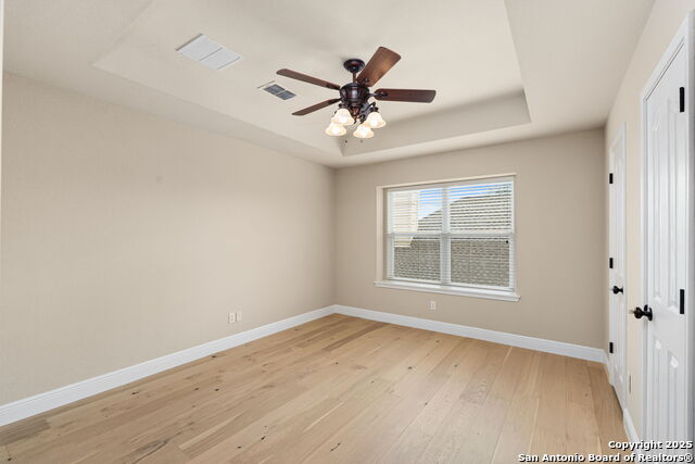 Image 30 of 39 For 159 Da Vinci