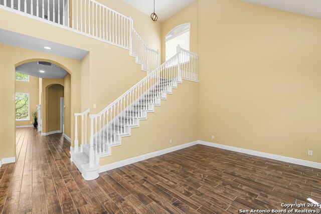 Image 6 of 39 For 159 Da Vinci