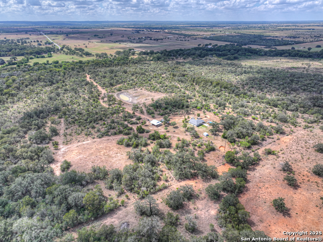 Listing photo id 30 for 2354 Fm 2438