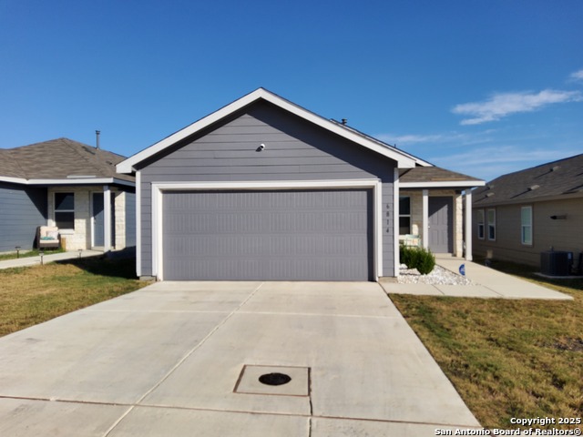 Listing photo id 0 for 6814 Willow Lnd