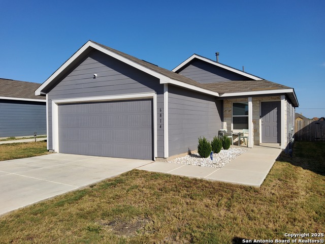 Listing photo id 1 for 6814 Willow Lnd