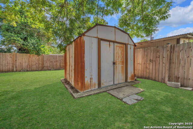 Image 35 of 38 For 5022 Village Path