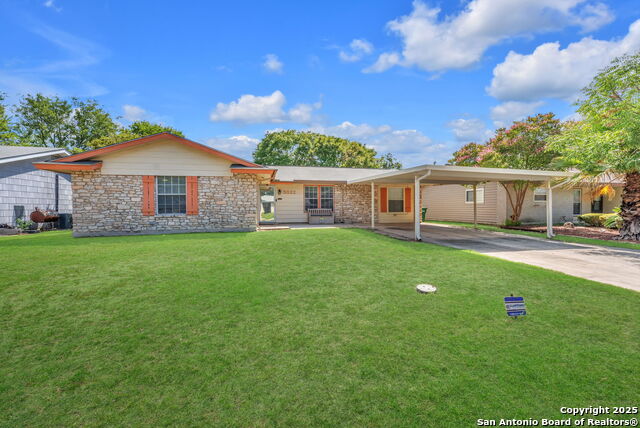 Image 4 of 38 For 5022 Village Path