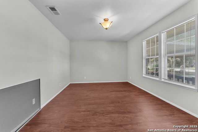 Image 7 of 38 For 5022 Village Path