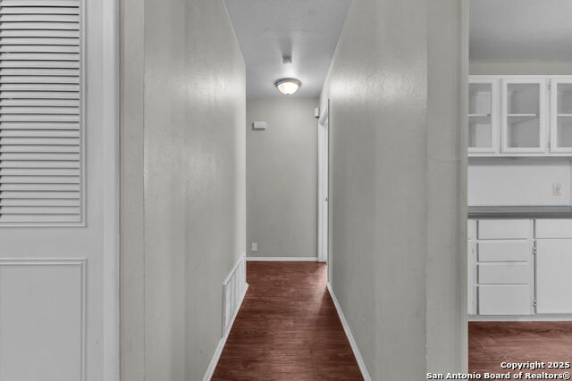 Image 9 of 38 For 5022 Village Path