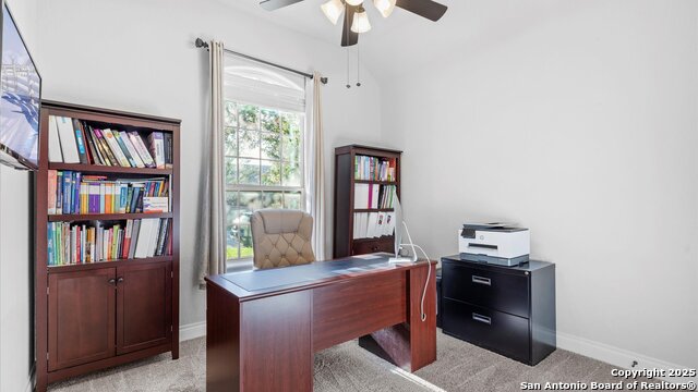 Listing photo id 3 for 28802 Front Gate