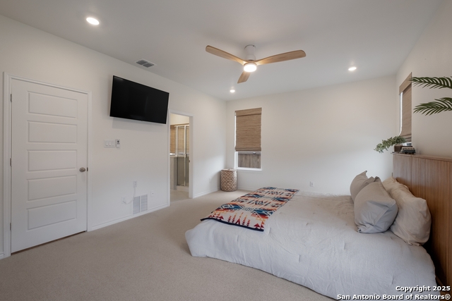 Image 12 of 23 For 215 Granite Shores W