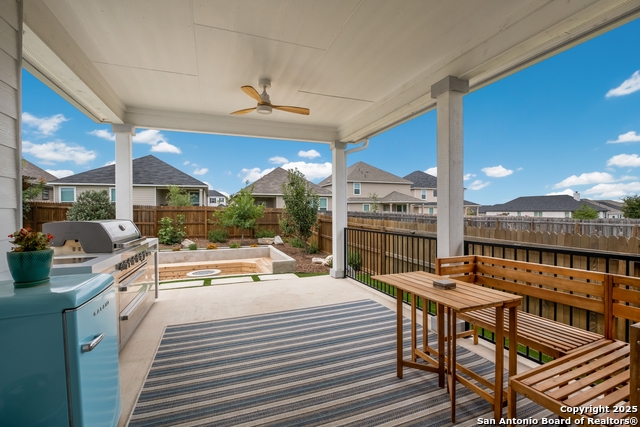 Image 19 of 23 For 215 Granite Shores W