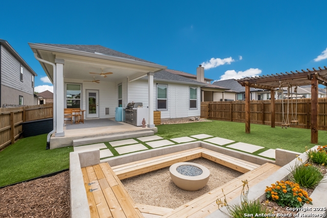 Image 20 of 23 For 215 Granite Shores W