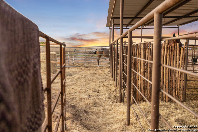 Image 3 of 21 For 14453 Fm 472