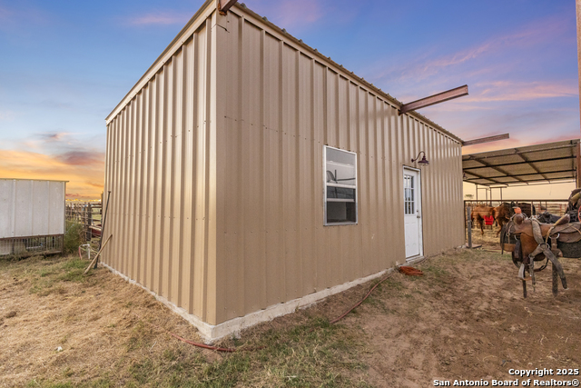 Image 6 of 21 For 14453 Fm 472