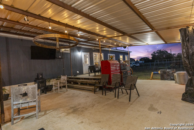 Image 9 of 21 For 14453 Fm 472