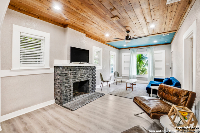 Image 15 of 26 For 1108 Center