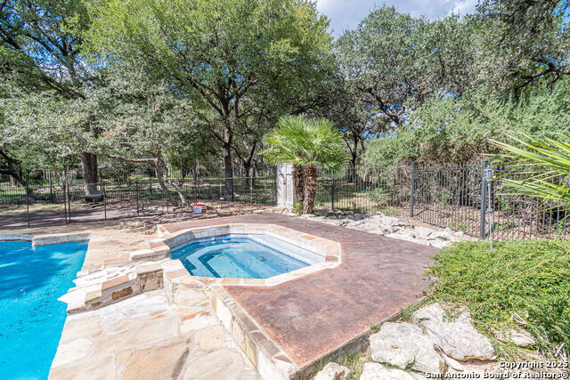Image 111 of 139 For 8823 Timmermann Cove