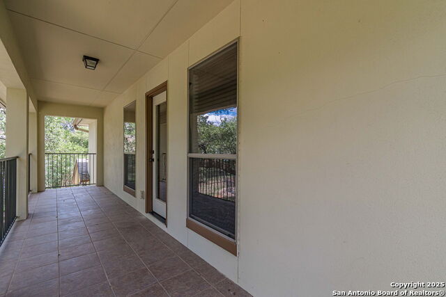 Image 94 of 139 For 8823 Timmermann Cove