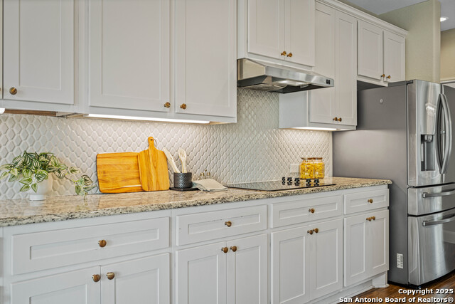 Image 11 of 47 For 1621 Angolo  