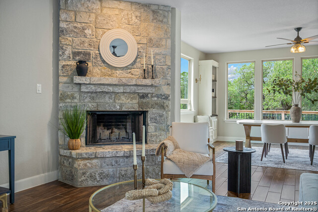 Image 20 of 47 For 1621 Angolo  