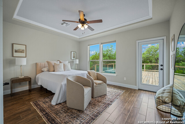 Image 22 of 47 For 1621 Angolo  