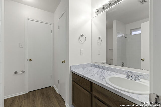 Listing photo id 13 for 7226 Burns Crossing