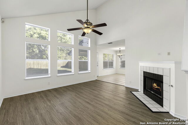 Listing photo id 5 for 7226 Burns Crossing