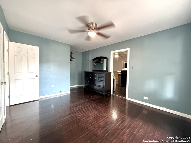 Image 25 of 33 For 105 Terrell Ave