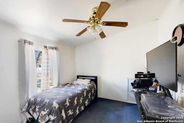 Image 12 of 21 For 8489 Elmendorf Lavernia