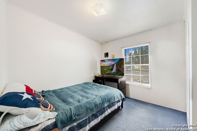Image 13 of 21 For 8489 Elmendorf Lavernia