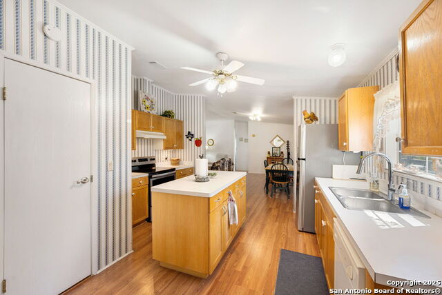 Image 9 of 21 For 8489 Elmendorf Lavernia