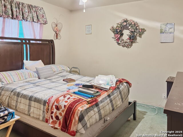 Listing photo id 9 for 4607 Belinda Lee