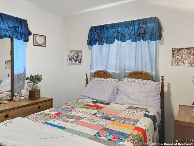 Listing photo id 19 for 4607 Belinda Lee