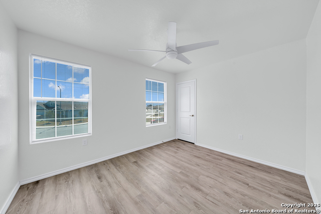 Listing photo id 13 for 603 Vermilion