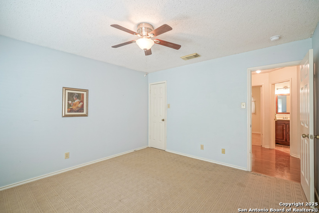 Image 20 of 32 For 6631 Evenridge Ln