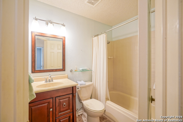 Image 22 of 32 For 6631 Evenridge Ln