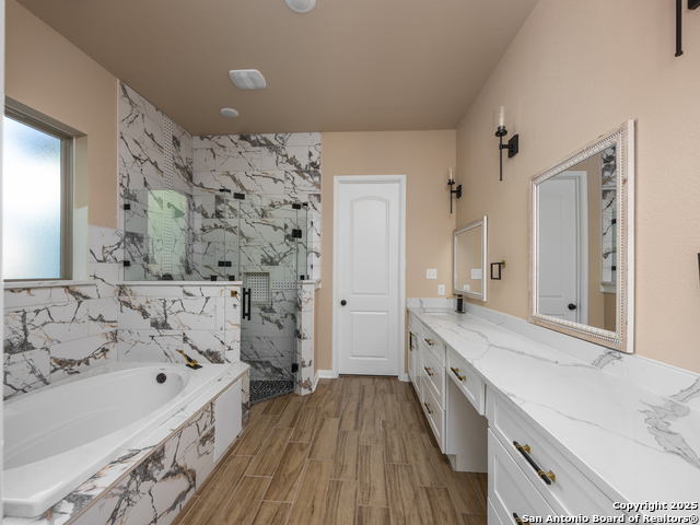 Image 11 of 40 For 8420 Bluffside