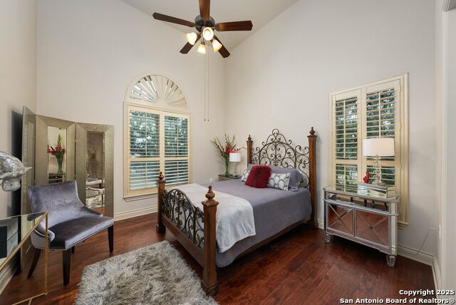 Listing photo id 22 for 6710 Ghia Ln