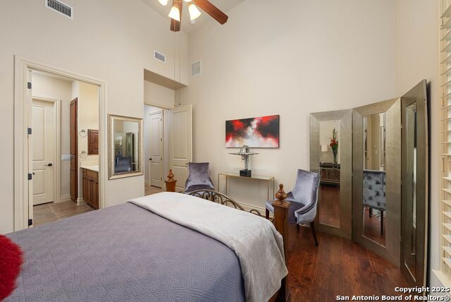 Listing photo id 23 for 6710 Ghia Ln