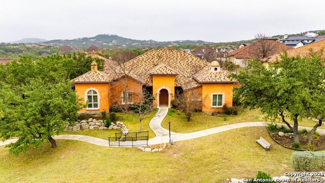 Listing photo id 1 for 6710 Ghia Ln