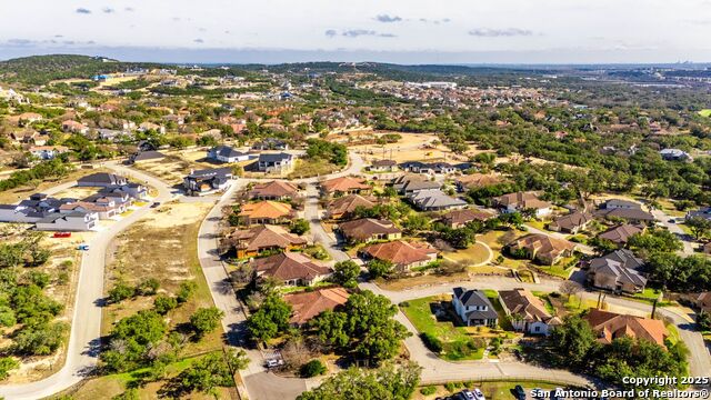 Listing photo id 44 for 6710 Ghia Ln