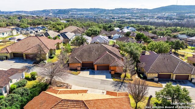 Listing photo id 52 for 6710 Ghia Ln