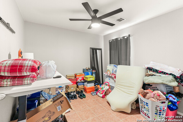 Image 20 of 25 For 3118 Shane