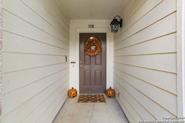 Image 3 of 25 For 3118 Shane