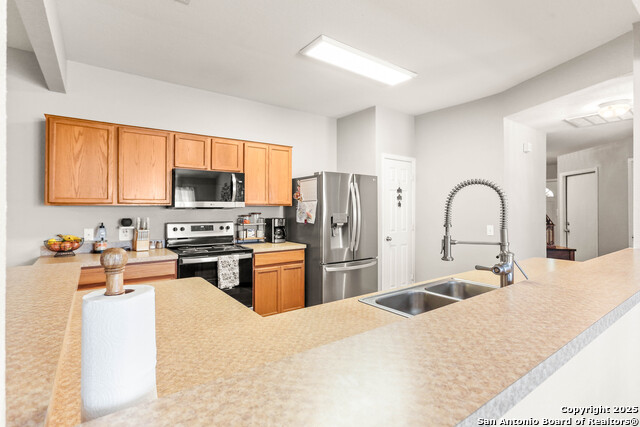 Image 6 of 25 For 3118 Shane