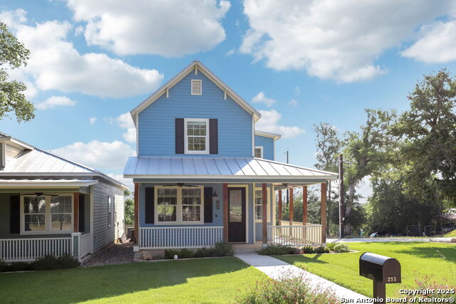 Listing photo id 0 for 295 East Ave S