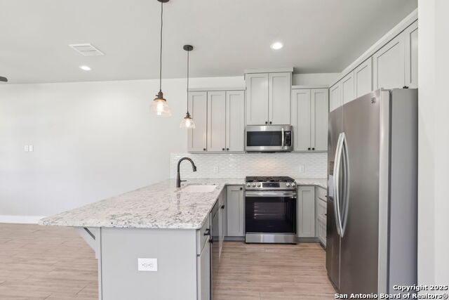 Listing photo id 23 for 295 East Ave S