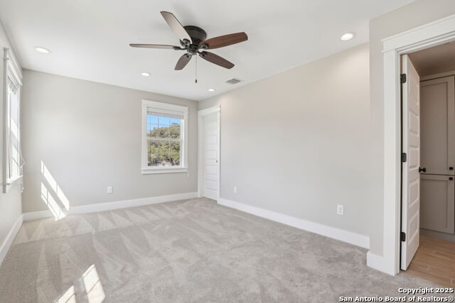 Listing photo id 33 for 295 East Ave S