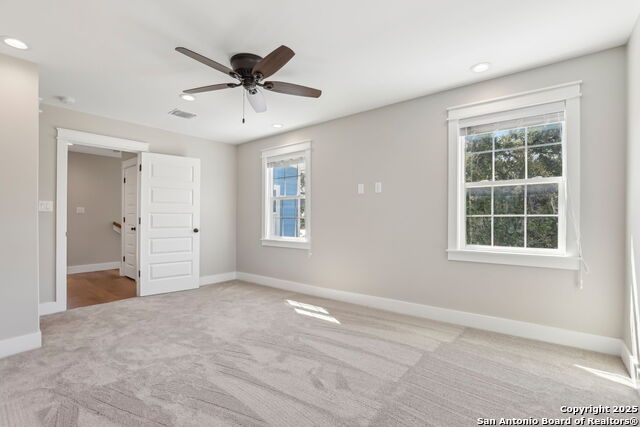 Listing photo id 37 for 295 East Ave S