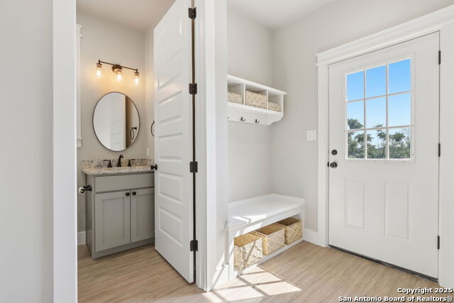 Listing photo id 41 for 295 East Ave S