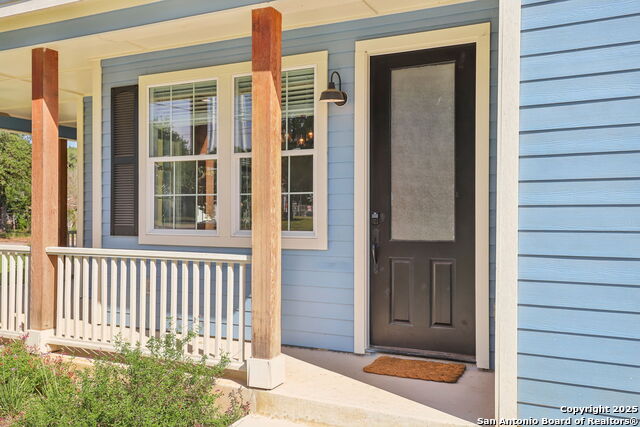 Listing photo id 5 for 295 East Ave S