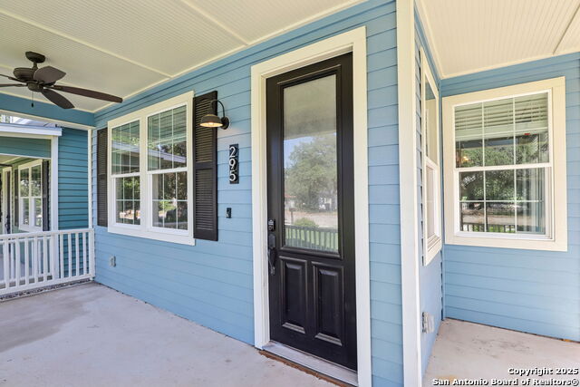 Listing photo id 7 for 295 East Ave S