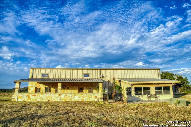 Image 25 of 50 For 192 Fm 2828  